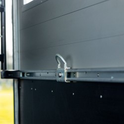 Anneau sur rail coulissant