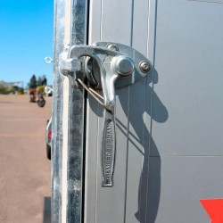 Poignée gauche fermeture de pont...