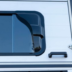 Déflecteur droit fumé pour...